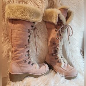 Report Icon Suede Snow Bunny Boots 7 Ice Pink